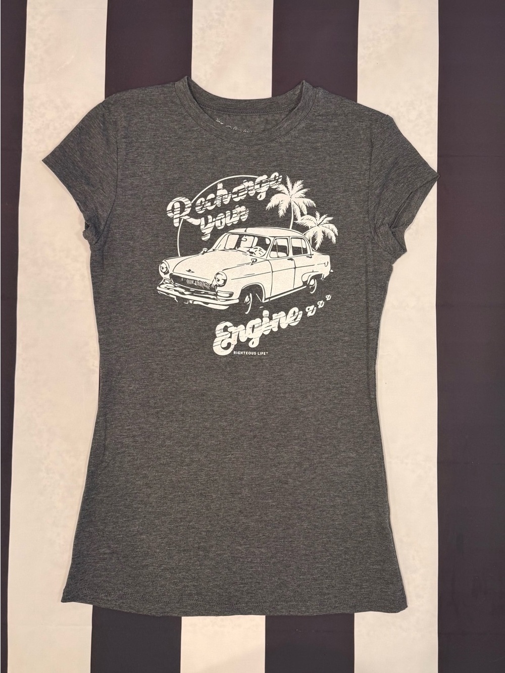 Splash Charcoal Heather Tee with White Logo